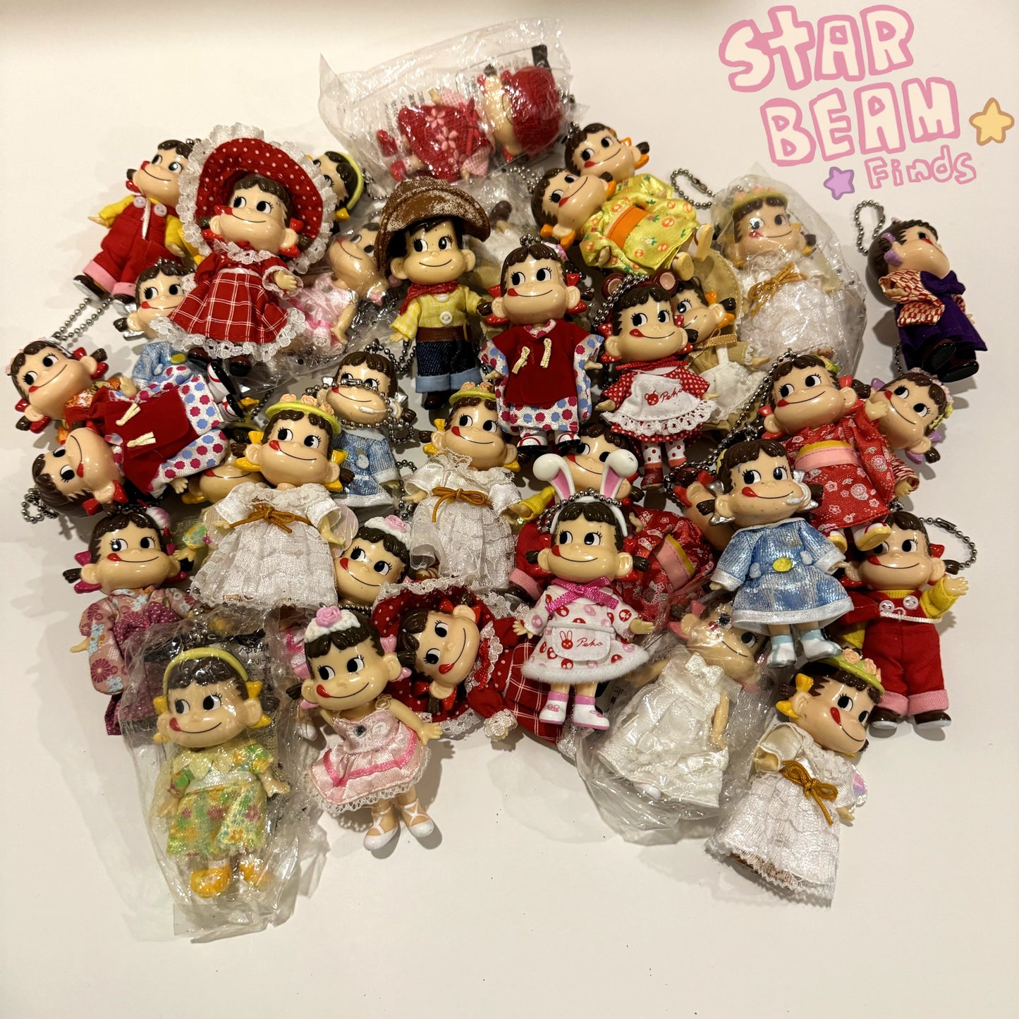 Milky & Peko-Chan Vintage Keychain Blind Pack